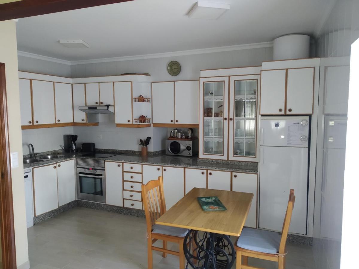 Apartamento Pettit Centro De O Grove Buitenkant foto